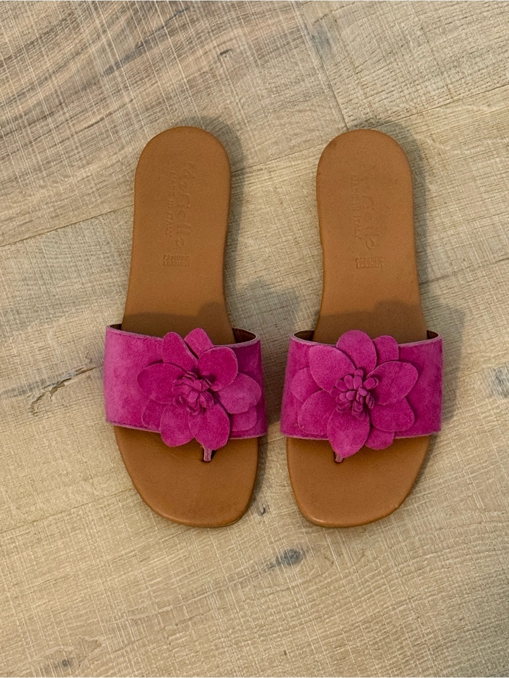Women’s Fuchsia Suede Floral Slide Sandals